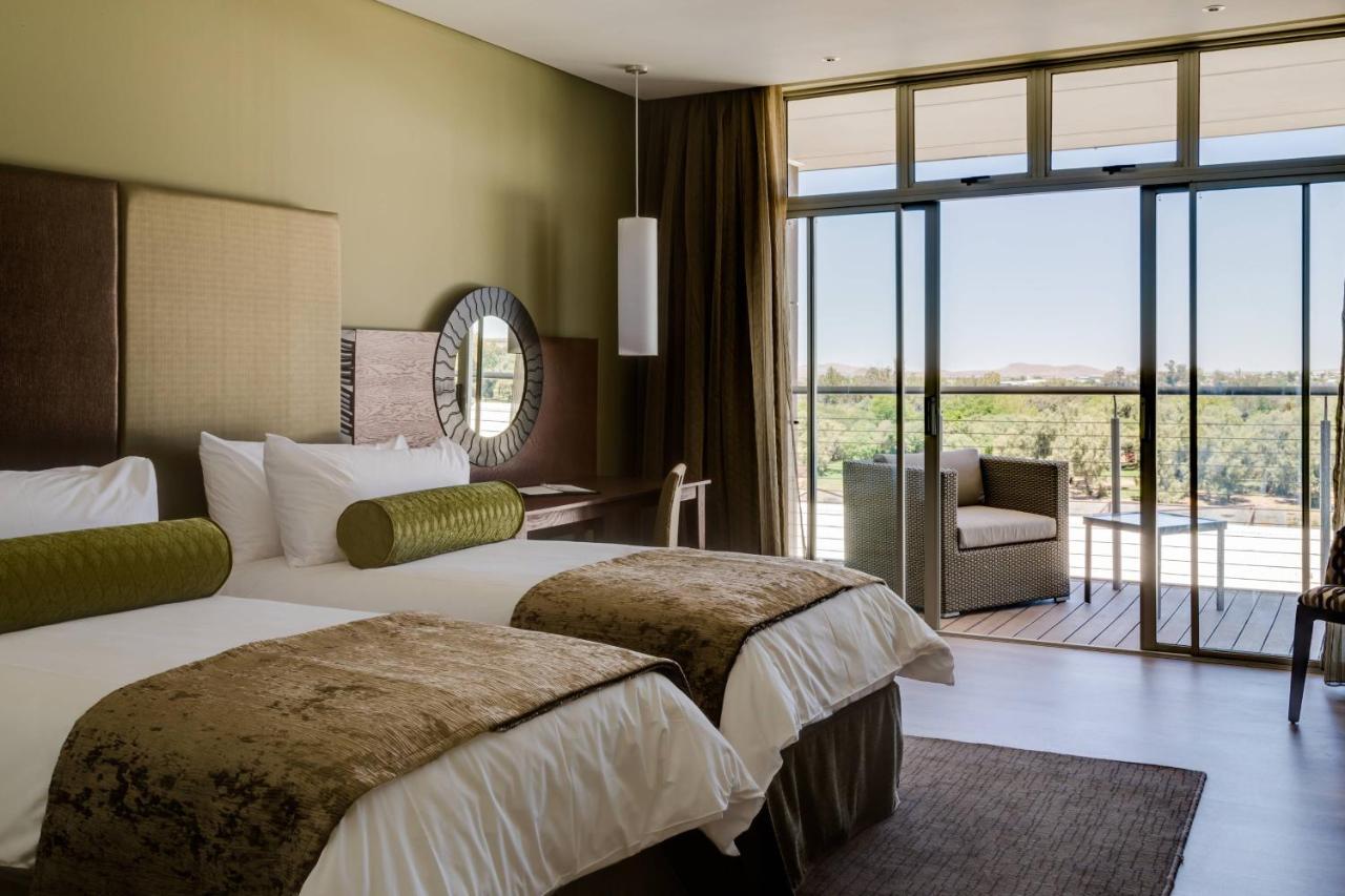 Protea Hotel By Marriott Upington Extérieur photo
