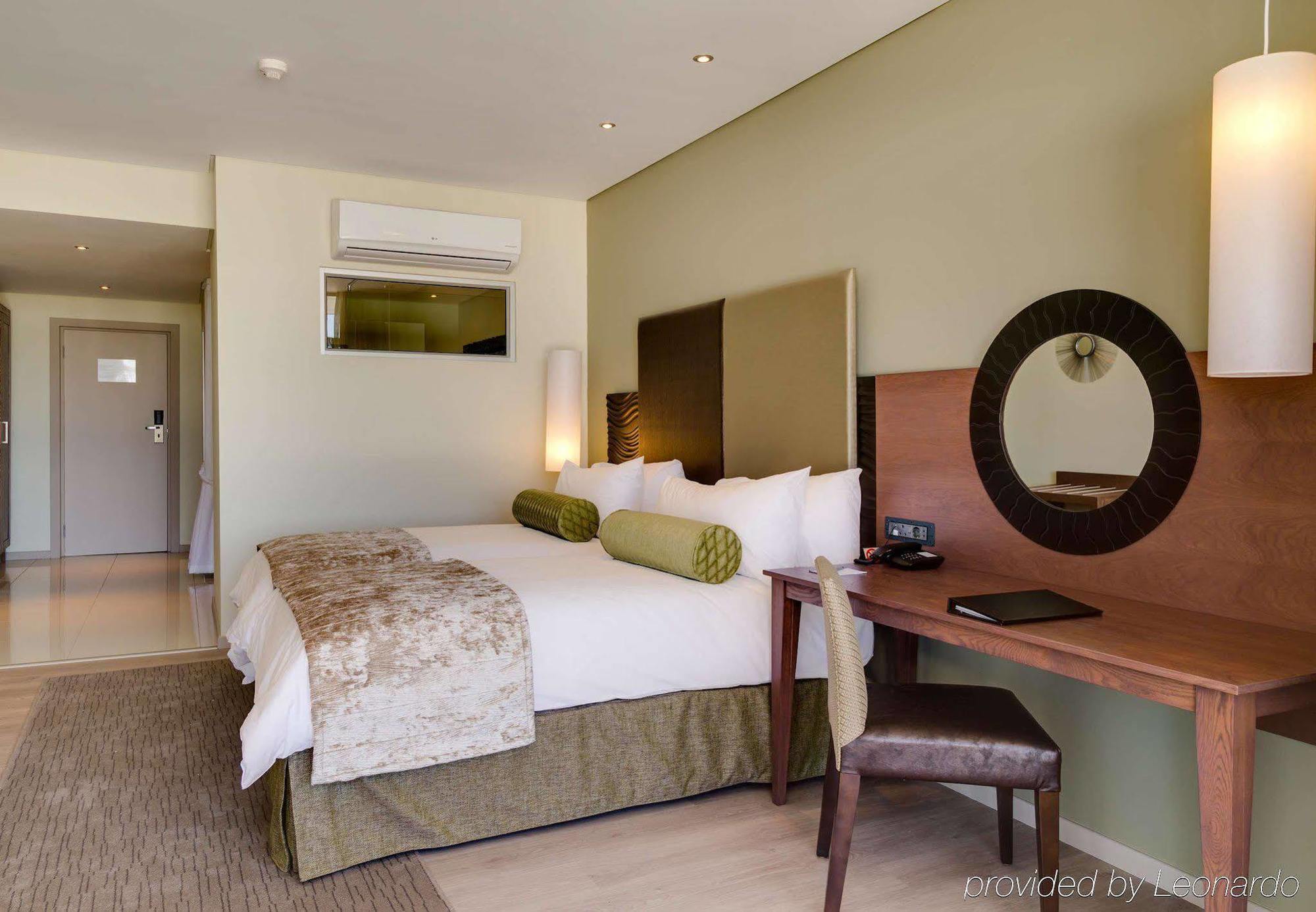 Protea Hotel By Marriott Upington Extérieur photo